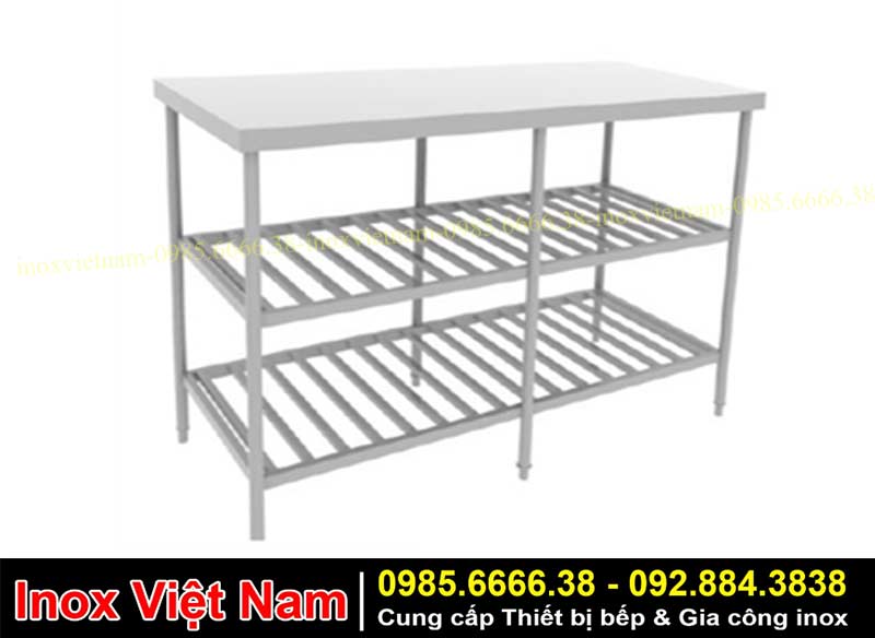 ban-inox-3-tang-co-ke-duoi-01