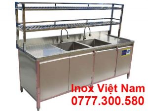 Mẫu tủ chén inox có 2 bồn rửa và kệ trên đựng chén bát TUI-17
